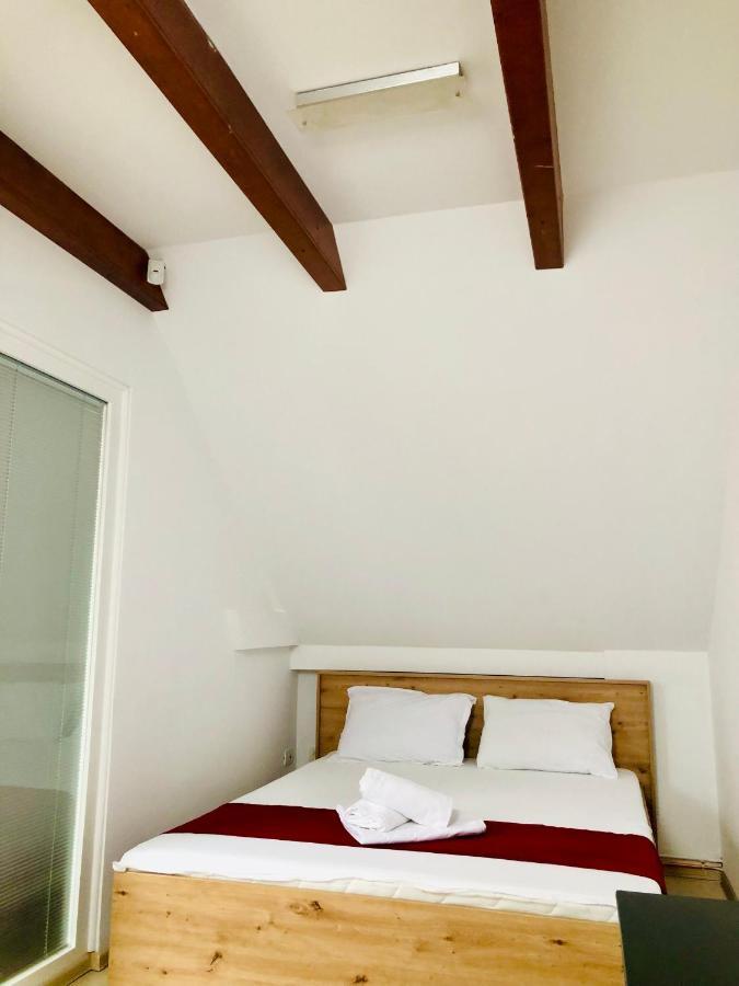 Ultra-Central Modern And Big Apartments In Union Square U41-U44 Timisoara Exterior foto
